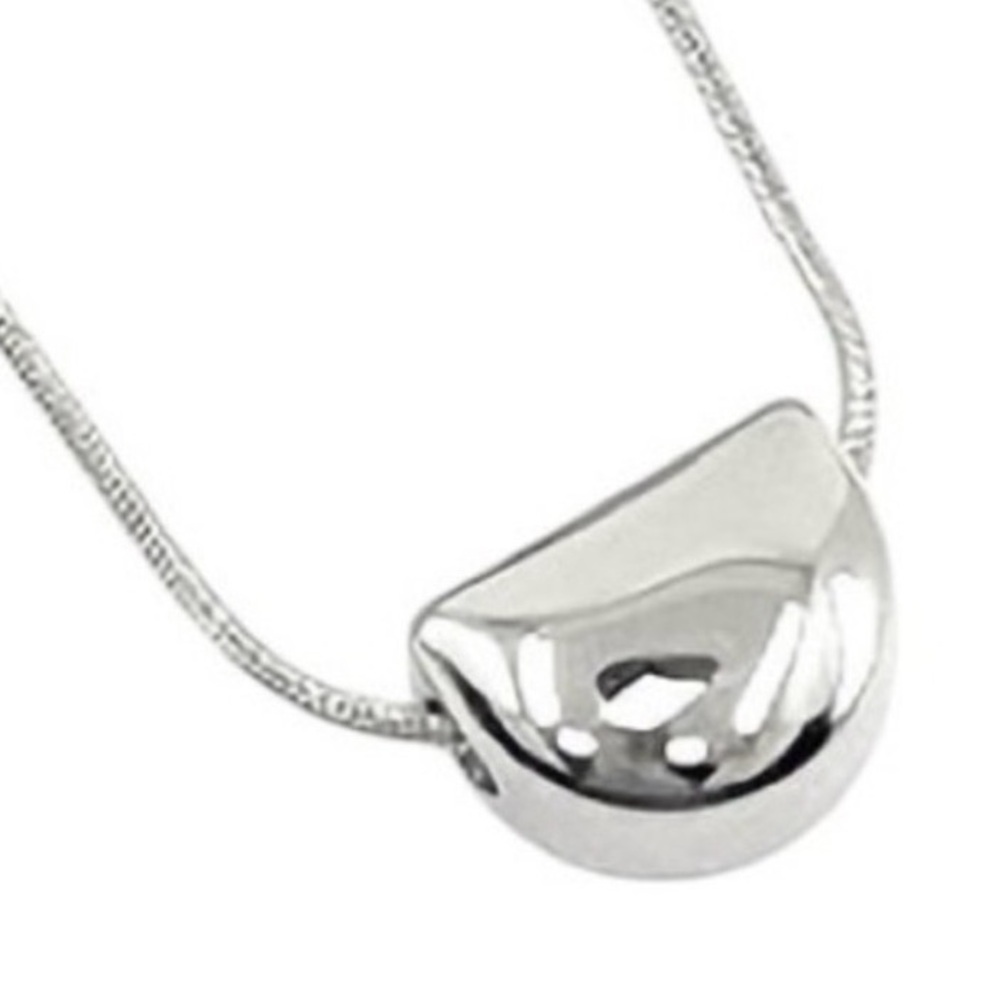 Silver Mini Half Moon Necklace (8015)